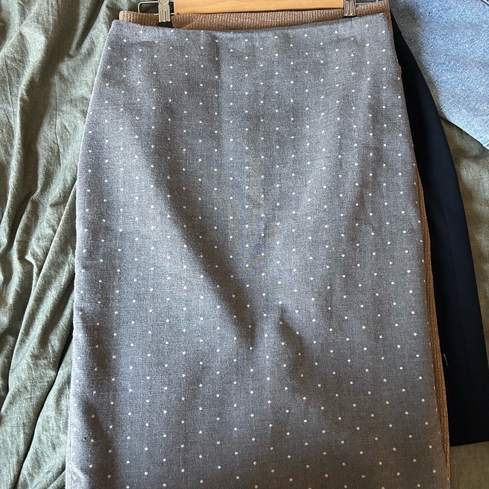 The Limited Gray Pencil Skirt Knee-Length Work